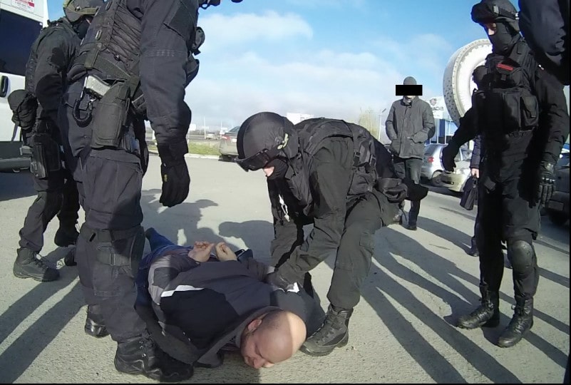 5-min cron members arrest picture